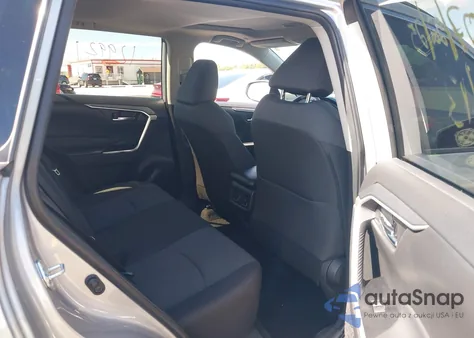 2024 Toyota Rav4 Xle z USA, uszkodzony, nr VIN 2T3W1RFV2RW344310